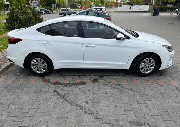 Hyundai Elantra cena 59900 przebieg: 69000, rok produkcji 2019 z Gdańsk małe 301